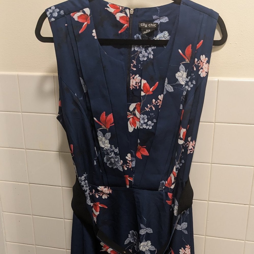 Navy floral City Chic structured dress